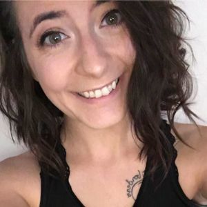 Meet your Posher, Kayla